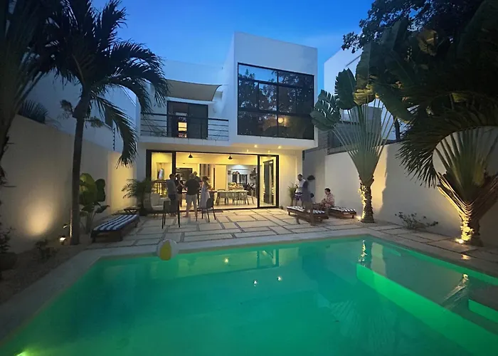 Wonderful Tropical 3br, Garden, Private Pool. *