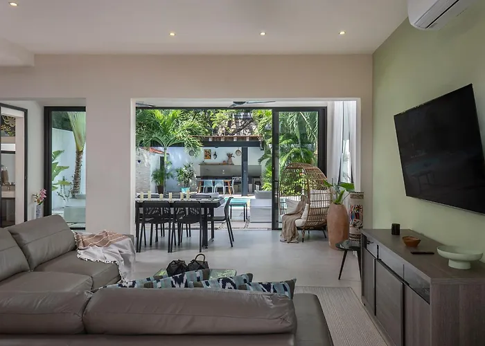 Villa Wonderful Tropical 3br, Garden, Private Pool. *